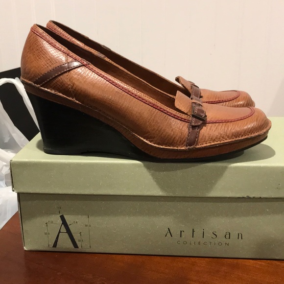 Shoes, wedge - Picture 3 of 5